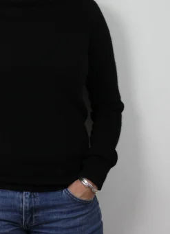 Flodden Cowl Cashmere Black