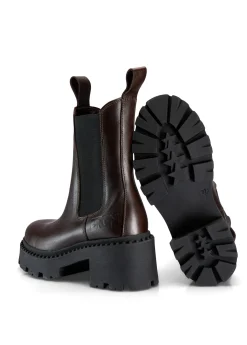 Heel Chelsea Boot Brown