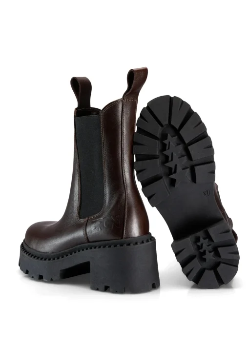 Heel Chelsea Boot Brown