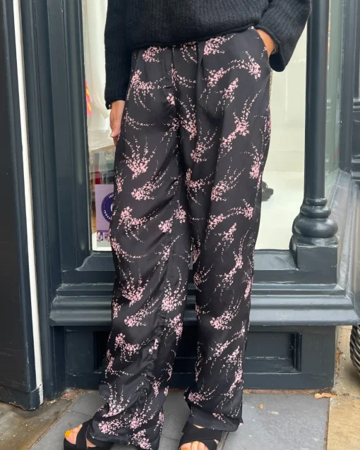 Kylie Trousers Firework 01
