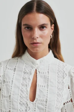 Milina Blouse Coconut Milk