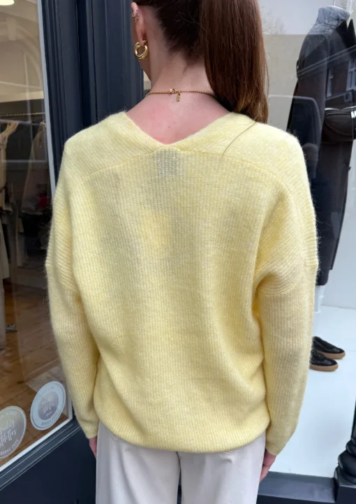 MMThora V Neck Knit French Vanilla