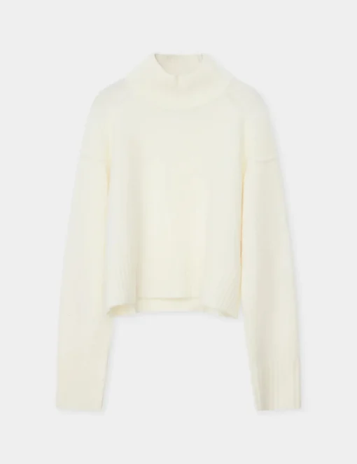 Robyn Cozy Days RD Ivory