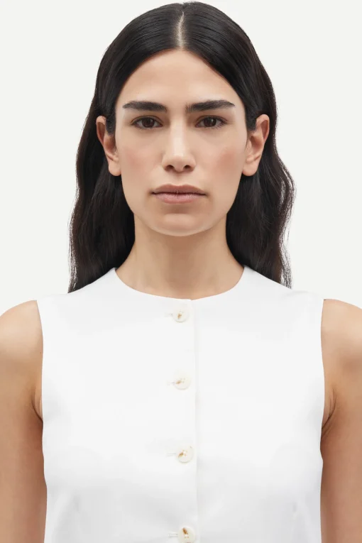 Saruma Vest Egret