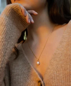 Unita Organic Pearl Pendant Gold