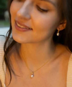 Unita Organic Pearl Pendant Gold